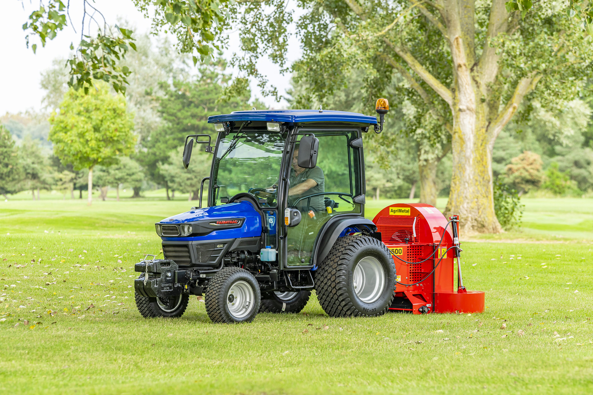 Farmtrac Reveals a Best-Seller For a Compact Performance | Reesink ...